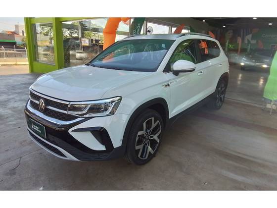 VOLKSWAGEN TAOS 1.4 250 TSI TOTAL FLEX HIGHLINE AUTOMÁTICO